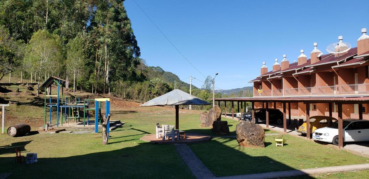Stillo Gramado Linha Bonita, Charme E Tranquilidade Екстериор снимка